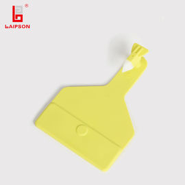 113*75mm RFID UHF Anti Metal Electronic Cattle Ear Tags Long Reading Distance