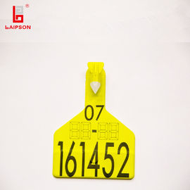113*75mm RFID UHF Anti Metal Electronic Cattle Ear Tags Long Reading Distance